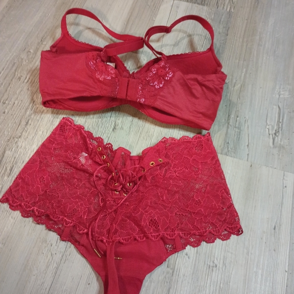 Victoria Secret Lot - Picture 3 of 4